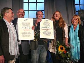 AFP-Vorsitzender Karl-Heinz Otten, Jürgen Grässlin, Jürgen Wagner, Claudia Haydt und die stellvertretende AFP-Vorsitzende Veronika Thomas-Ohst - Foto: © 2011 arbeiterfotografie.com